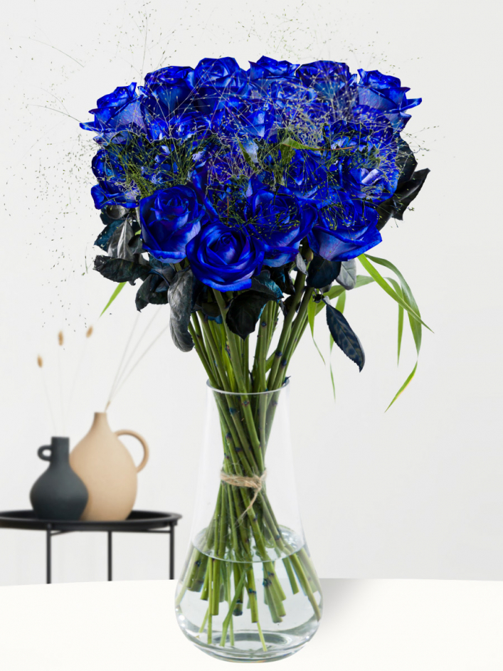 Blauer Rosenstrauß
