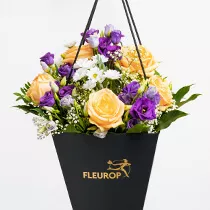 Lieferung in Flower-Bag Blumenstrauß in Flower-Bag